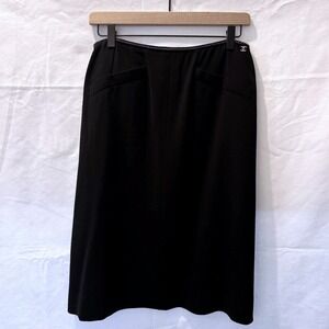 Chanel Black Wool A-Line Skirt Chain Waist CC Logo Spring 2000 P00 Sz. 42